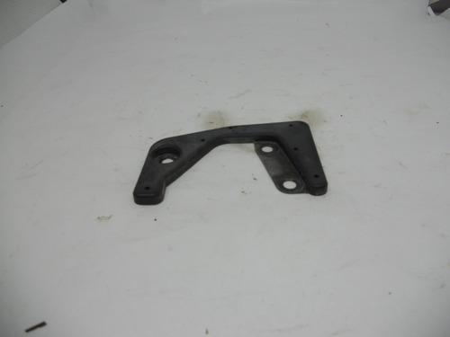 Espaçador Fechadura Dianteira Esquerda Ford Escort 97 A 2003