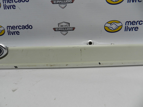 Friso Moldura Tampa Traseira Ford Focus Sedan 03/08 Detalhe
