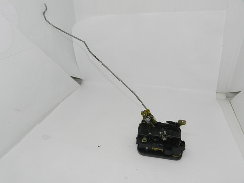 Fechadura Manual Dianteira Direita Renault Kangoo 01/04