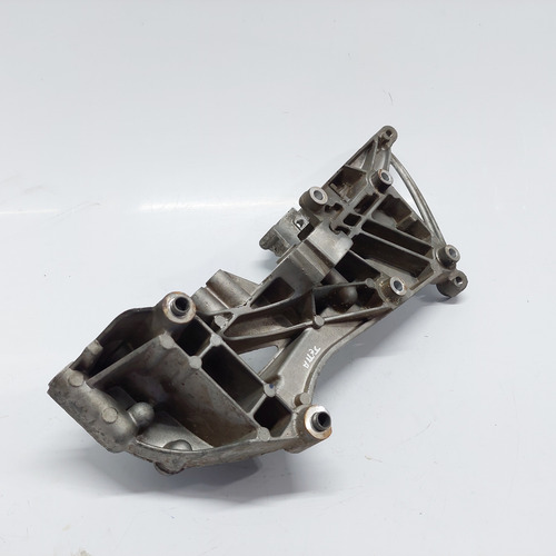 Suporte Do Alternador / Compressor Jetta 2.5 Ano 2006 A 2010