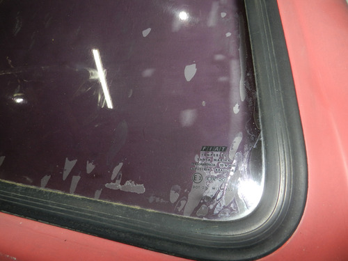 Tampa Traseira Com Vidro Fiat Uno Mille 91/00 Com Detalhe