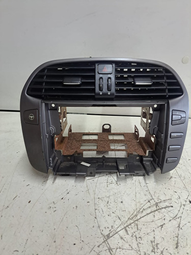 Moldura Radio Difusor Ar Condicionado Central Bravo 2012 