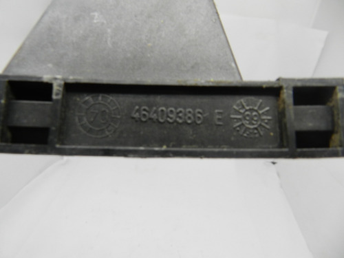 Guia Vidro Dianteiro Esquerdo Fiat Palio 97/03 46409386e