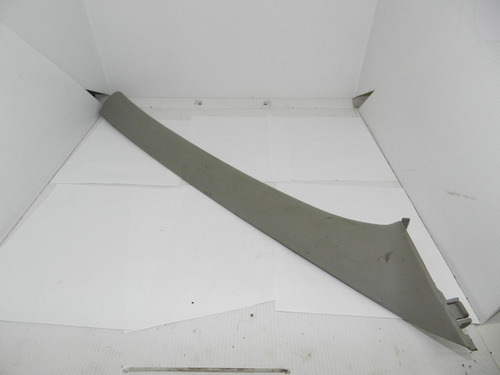 Moldura Coluna Parabrisa Ld Renault Sandero 2009 8200529801