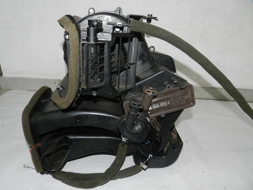 Caixa Evaporadora Ar Quente Sem A/c Celta 1.0 8v 1999 A 2004