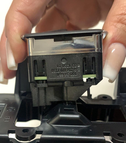 Comando Vidro Traseiro Direito Mercedes C200 08/14 03139101