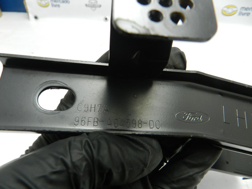 Suporte Interno Painel Lado Esquerdo Ford Fiesta 96/99