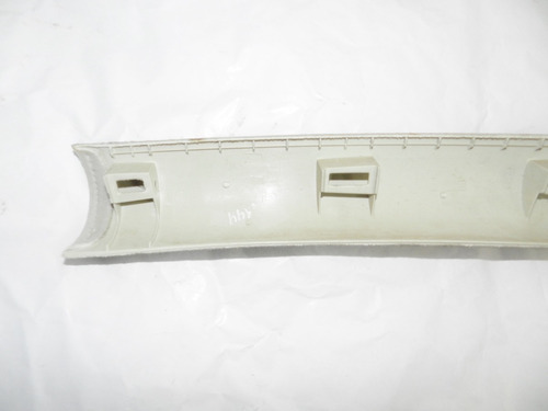 Moldura Lado Direito Coluna Para-brisa Vw Golf 00/05 