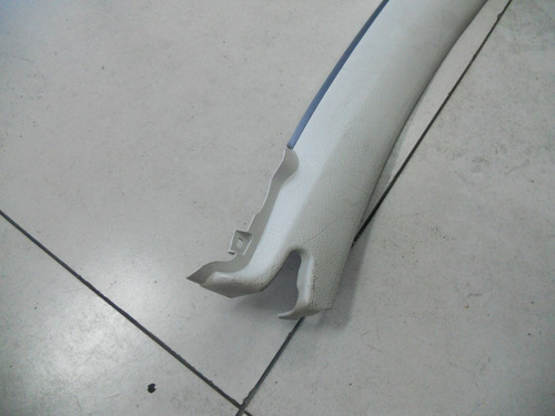 Acabamento Coluna Para Brisa Esquerdo Peugeot 206 Cc 02 A 06