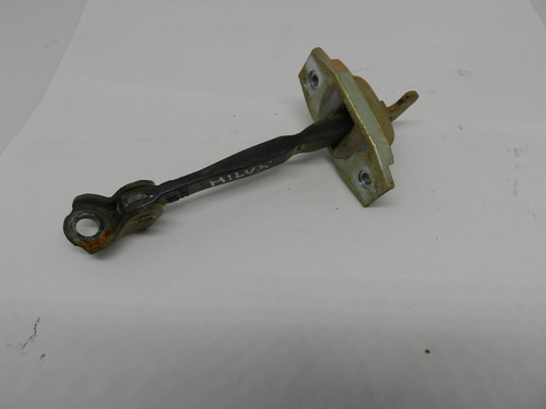 Limitador De Porta Traseira Direita Toyota Hilux 2005 A 2015