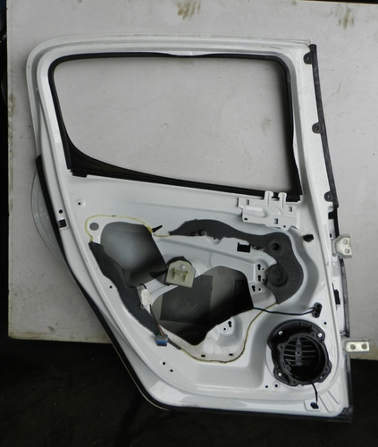 Porta Traseira Esquerda Peugeot 3008 2011 A 2014