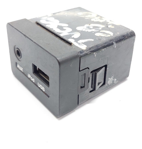 Entrada Usb / Auxiliar Hyundai Tucson Ano 2006 A 2015
