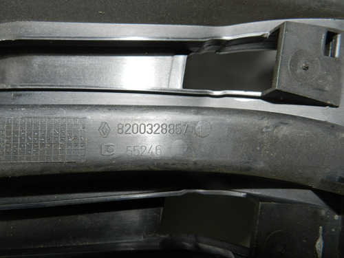 Coletor Admissão Renault Clio Sandero 1.0 16v 8200328857