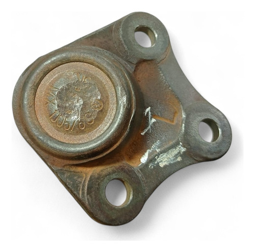Pivô Suspensão Inferior Esquerdo Vw Bora Golf 2.0 8v 2001/06