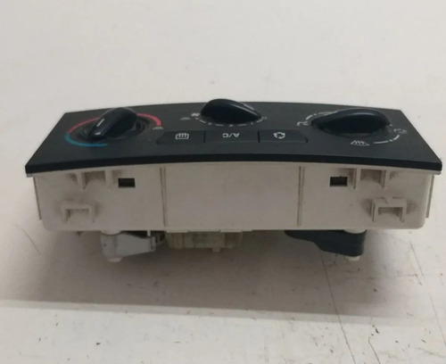 Comando Ar Condicionado Peugeot 307 Citroen C4 L6192 2025043