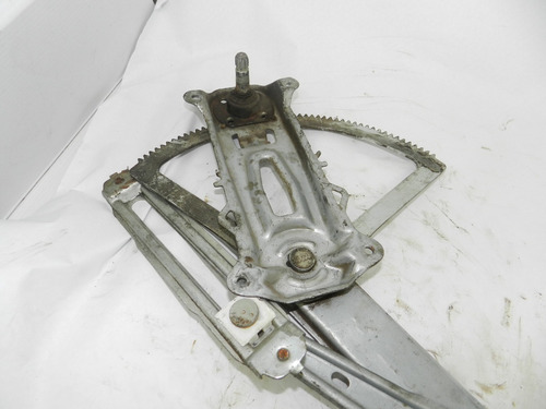 Máquina Vidro Manual Dianteira Esquerda Corsa Montana 03/12