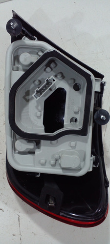 Lanterna Traseira.e Vw Gol G5 5u6945095d (r)