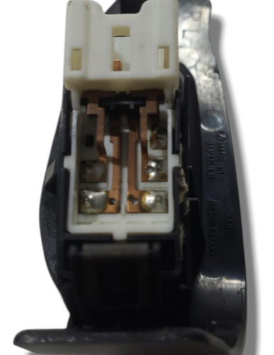 Moldura Botão Vidro Traseiro Le Subaru Legacy 2000 (al)
