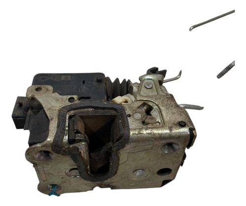 Fechadura Porta Dianteira Direita Renault Sandero 2013 (vc)