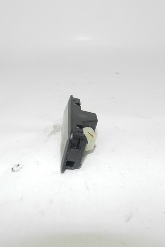 Luz Cortesia Porta-malas Citroen Xsara Picasso 01/06 Detalhe