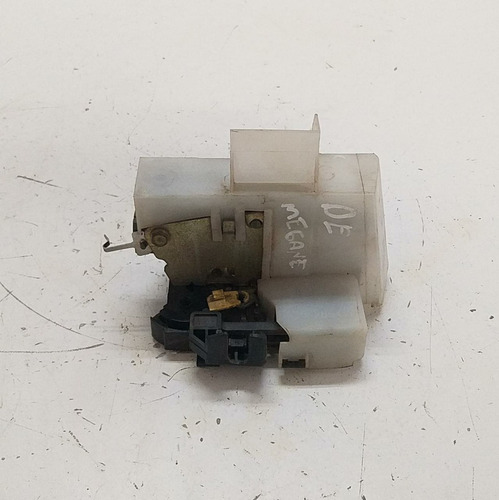 Fechadura Eletrica Dianteira Esquerda Renault Megane 2001