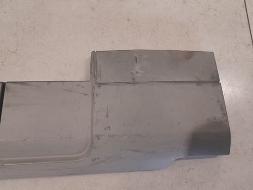 Aplique Tampa Traseira Fiat Strada 09/13 100165872