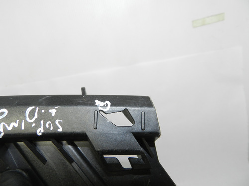 Guia Suporte Inferior Farol Direito Cruze 12/16 Com Detalhe