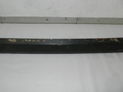 Para-choque Traseiro Vw Gol Quadrado Chaleira 84/86 Detalhe