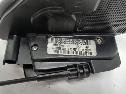 Fechadura Da Porta Traseira Direita Nissan Altima 2013 2014