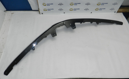 Friso Cromado Moldura Grade Superior Corolla 20/23 Detalhe
