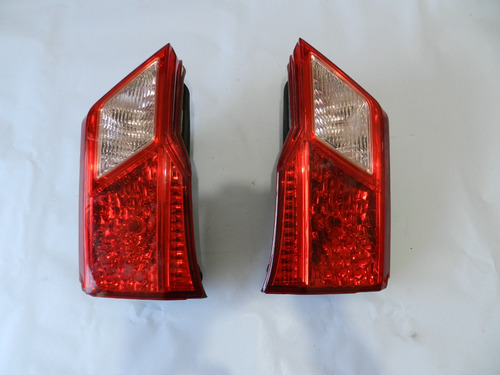 Par Lanterna Tampa Traseira Honda City 15/20 Com Detalhe