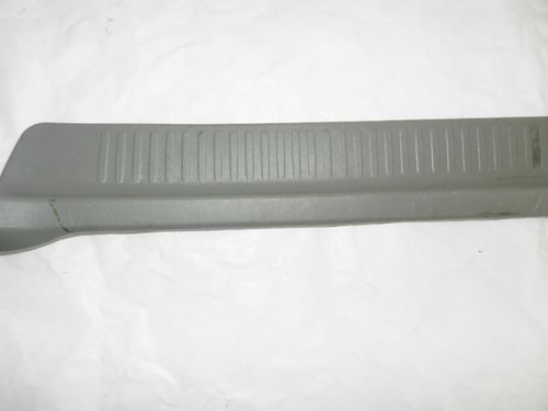 Soleira Porta Dianteira Direita Mitsubishi Galant 98/01 