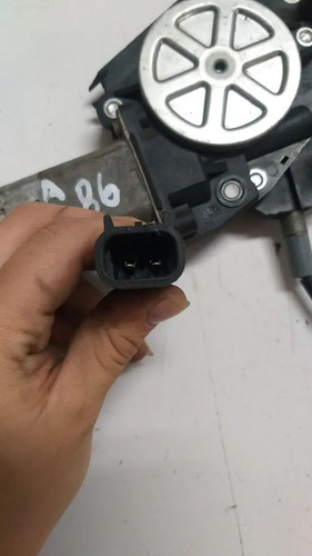 Maquina Vidro Dianteira Esquerda Fiat Palio Strada 09/2015