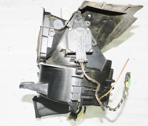 Caixa Ventilação Evaporadora Vw Golf 2.0 8v 2001 C/ Detalhe