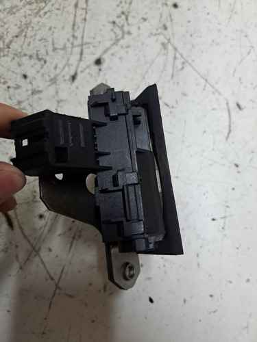 Fechadura Porta Malas Ford Focus Sedan 2009 2010 A 2013