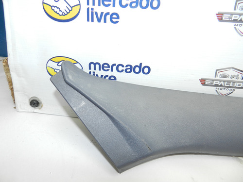 Acabamento Coluna Para-brisa Lado Direito Ford Fiesta 96/02