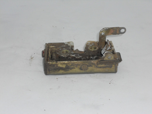 Fechadura Porta Traseira Esquerda Vw Santana 3278390152