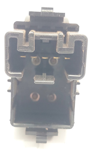 Botão Comando Vidro Traseiro Esquerdo Hilux Ano 2006 A 2012