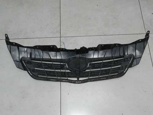 Grade Dianteira Para-choque Toyota Corolla 09/12 Detalhe