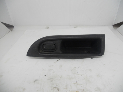 Moldura Botão Vidro Traseira Esquerda Gm Astra 1999 A 2005