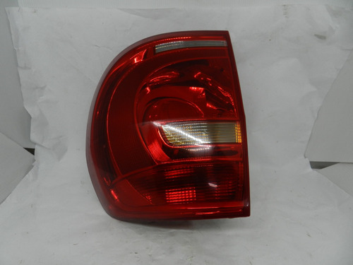 Lanterna Traseira Direita Vw Fox Arteb 10/15 2400390