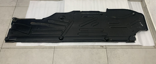 Protetor Inf Carroceria Assoalho Esquerdo C180k W203 00/06