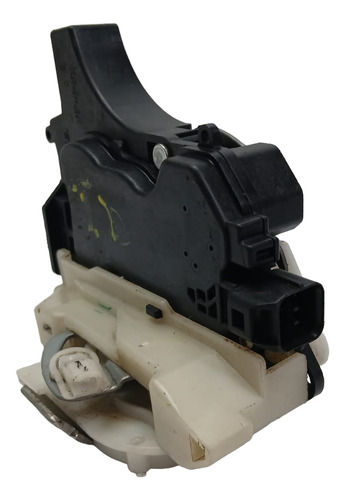 Fechadura Da Porta Traseira Direita Lancer Triton Outlander