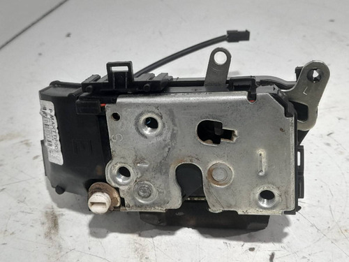 Fechadura  Porta Traseira Esquerda  Fiat Doblo Adv 1.8 Flex 