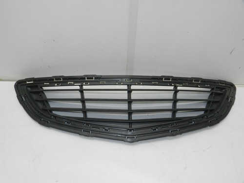 Grade Dianteira Inferior Radiador Onix Prisma 13/18 5204731