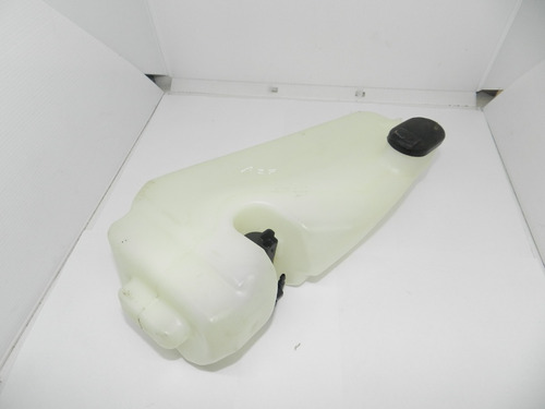 Reservatório Água Para-brisa Renault Duster 2012 8200210002