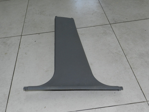 Moldura Coluna Central Inferior Esquerda Ford Focus