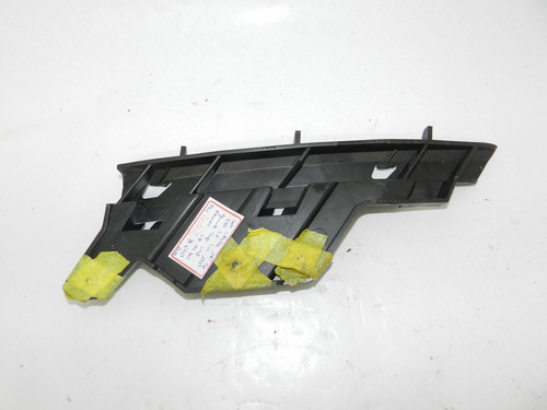 Guia Suporte Inferior Farol Direito Cruze 12/16 Com Detalhe