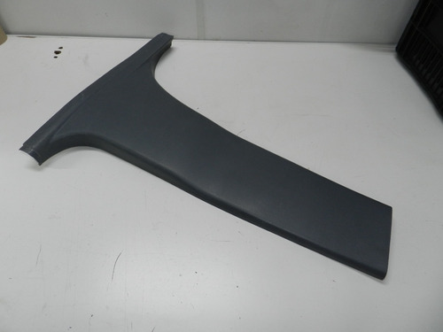 Moldura Coluna Central Lado Direito Vw Fox Spacefox 04/12