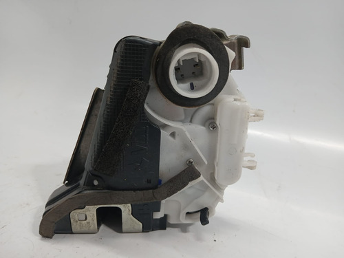 Fechadura Da Porta Traseira Esquerda Toyota Prius 2012 A 21